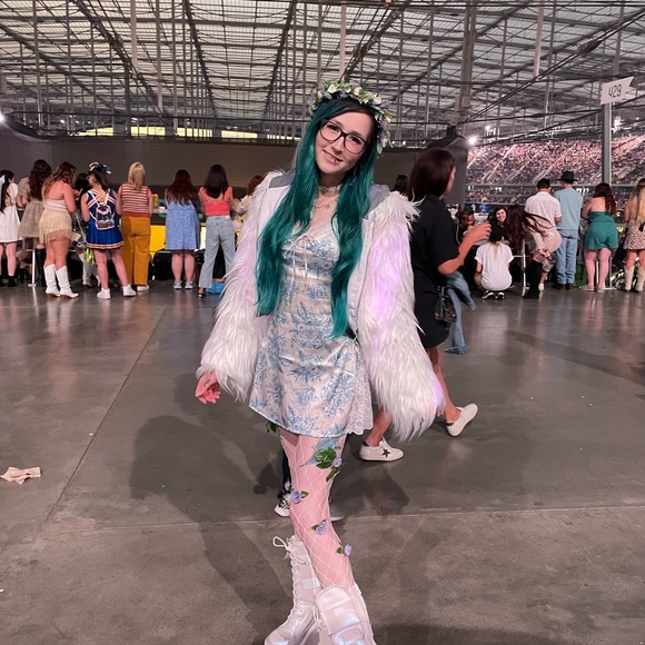 White light up faux fur Jacket Club Exx XS - Picture 2 of 2